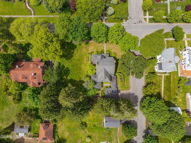 600 S William Street, Johnstown, NY 12095