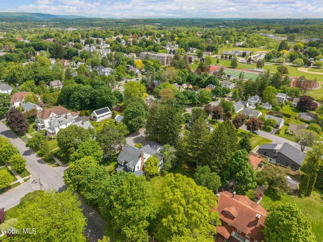 600 S William Street, Johnstown, NY 12095