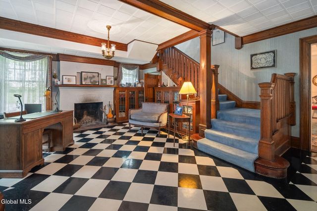 600 S William Street, Johnstown, NY 12095