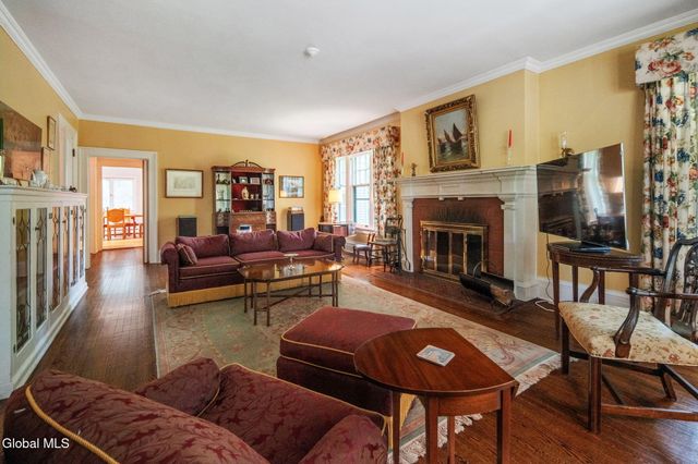 600 S William Street, Johnstown, NY 12095
