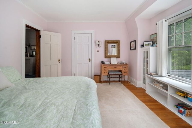 600 S William Street, Johnstown, NY 12095