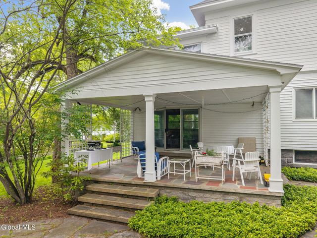 600 S William Street, Johnstown, NY 12095