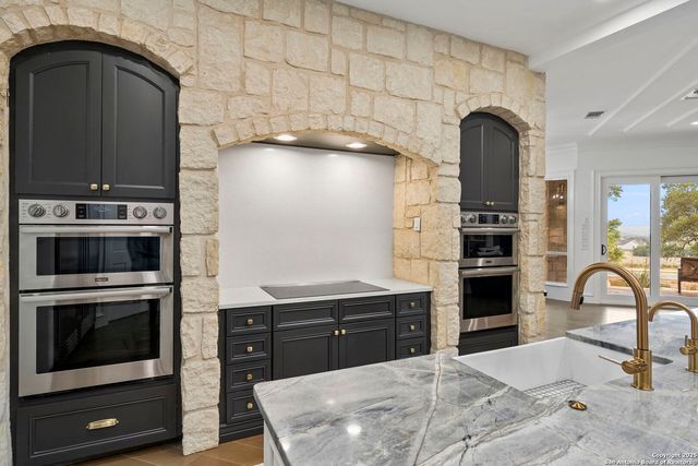 113 Carino Cv, Boerne, TX 78006