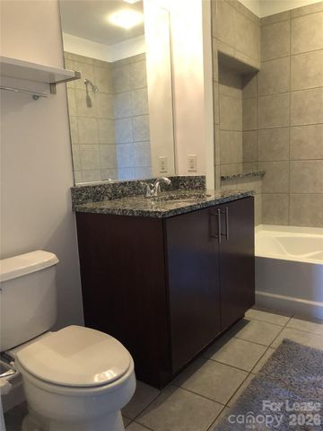 210 N Church Street 2909, Charlotte, NC 28202