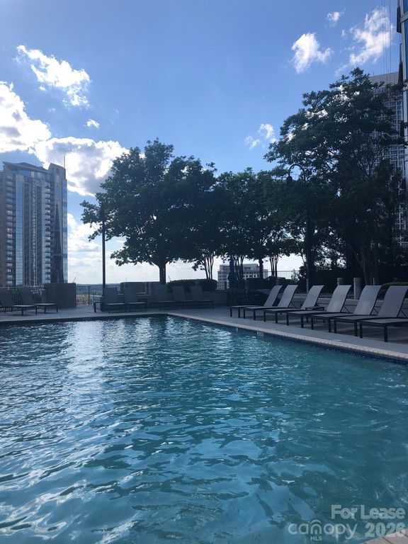 210 N Church Street 2909, Charlotte, NC 28202