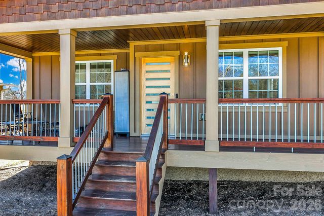 215 E Oakview Road, Asheville, NC 28806