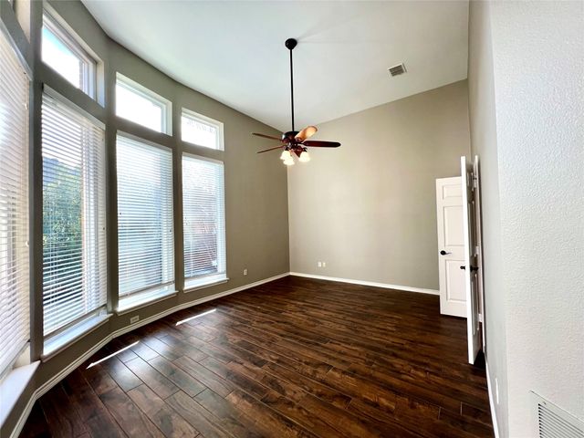 615 Fallbrook Drive, Flower Mound, TX 75028