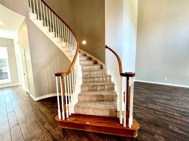 615 Fallbrook Drive, Flower Mound, TX 75028