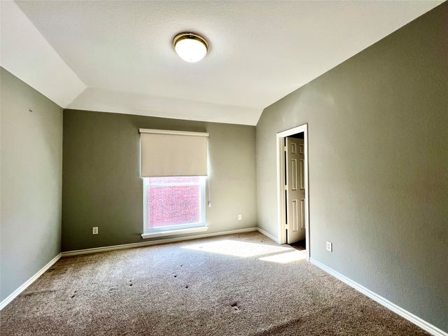 615 Fallbrook Drive, Flower Mound, TX 75028