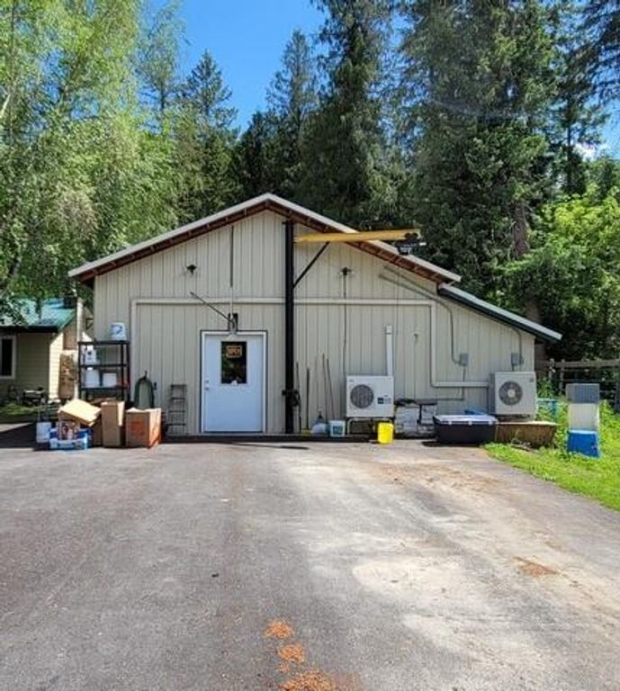 221 STAR ROAD, TROY, MT 59935, TROY, MT Clearwater Properties
