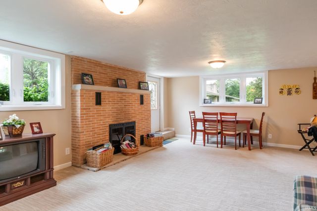 300 S Reisner Rd, Bloomington, IN 47401