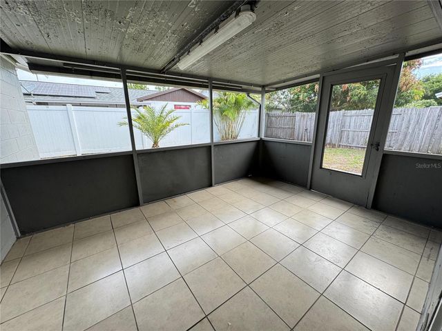 9213 MAYBURY COURT, Tampa, FL 33615