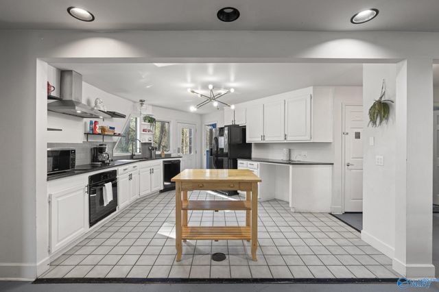 349 Bell Circle, Huntsville, AL 35811