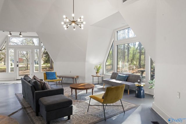 349 Bell Circle, Huntsville, AL 35811