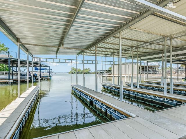 114 Captains Cove, Marble Falls, TX 78654
