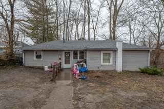 2935 Potter Street, Rockford, IL 61109