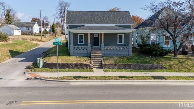 621 N Third Street, Boonville, IN 47601