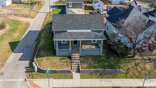 621 N Third Street, Boonville, IN 47601