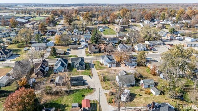 621 N Third Street, Boonville, IN 47601