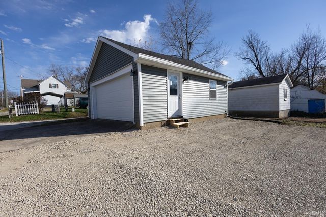 621 N Third Street, Boonville, IN 47601