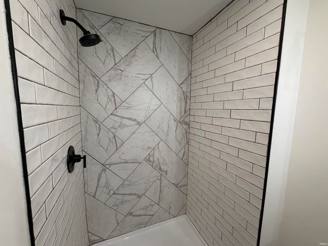 621 N Third Street, Boonville, IN 47601