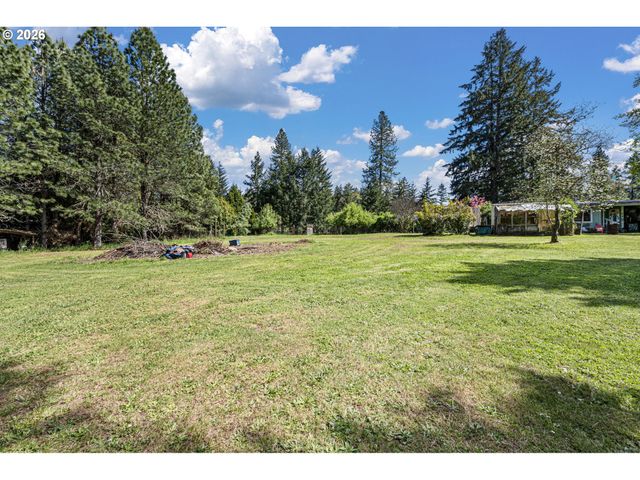 25669 COCHRAN Ct, Veneta, OR 97487
