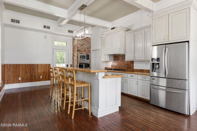 408 Little Guy Lane, New Iberia, LA 70563