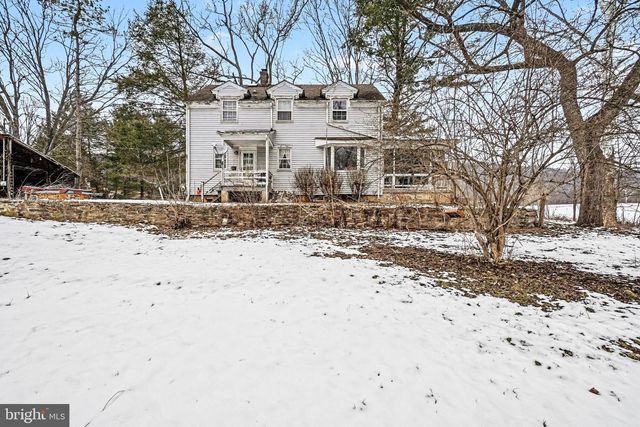 1231 CLARKS VALLEY RD, Dauphin, PA 17018