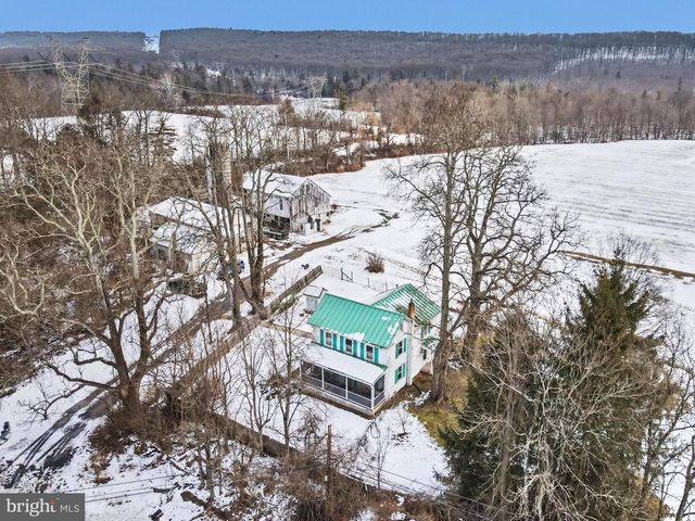 1231 CLARKS VALLEY RD, Dauphin, PA 17018