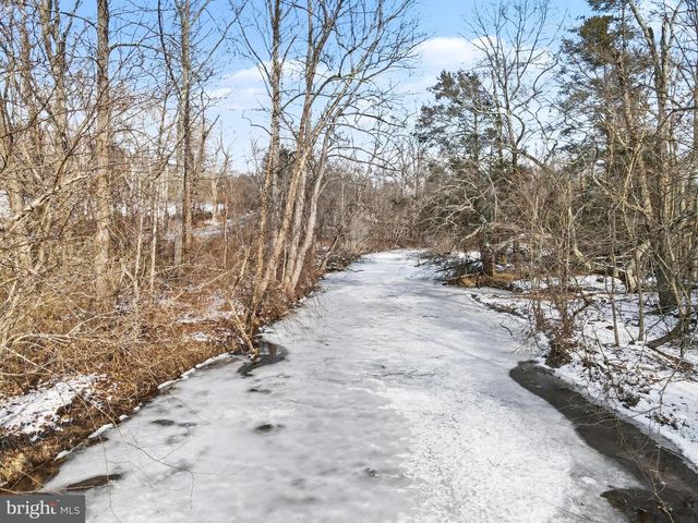 1231 CLARKS VALLEY RD, Dauphin, PA 17018