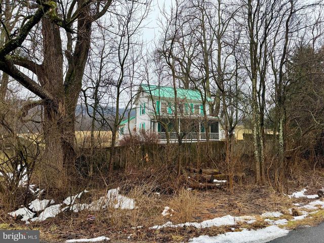 1231 CLARKS VALLEY RD, Dauphin, PA 17018