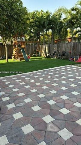 1522 SW 144th Ave, Miami, FL 33184