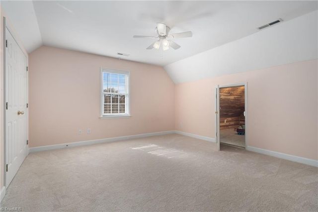 220 Coghill Drive, Winston-salem, NC 27103