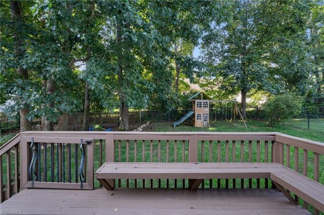 220 Coghill Drive, Winston-salem, NC 27103