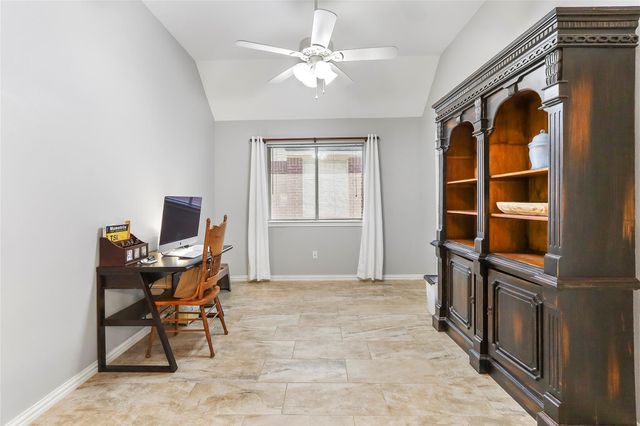 15714 Spring Trail, Houston, TX 77095