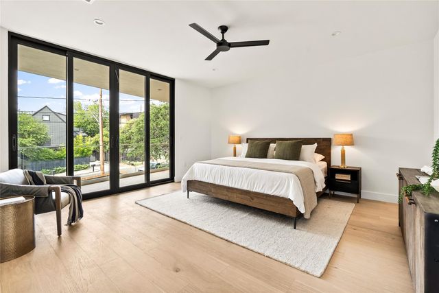 1005 W Johanna ST W, Austin, TX 78704