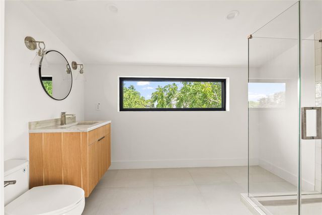 1005 W Johanna ST W, Austin, TX 78704