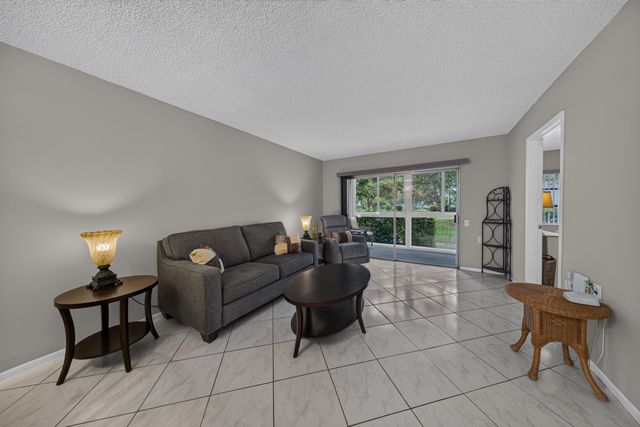 1205 Bahama Bend F1, Coconut Creek, FL 33066