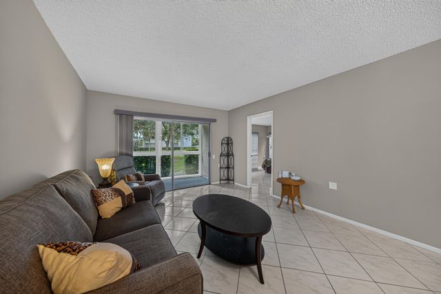 1205 Bahama Bend F1, Coconut Creek, FL 33066