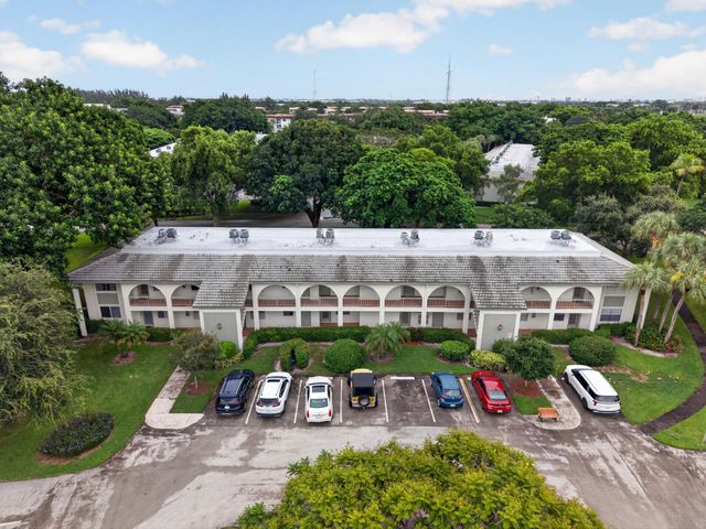 1205 Bahama Bend F1, Coconut Creek, FL 33066