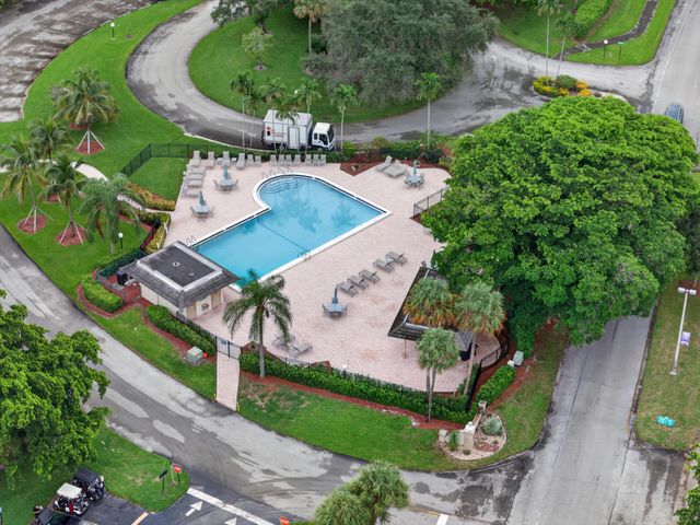 1205 Bahama Bend F1, Coconut Creek, FL 33066