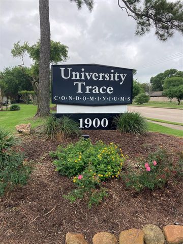 1900 Bay Area Boulevard 175, Houston, TX 77058