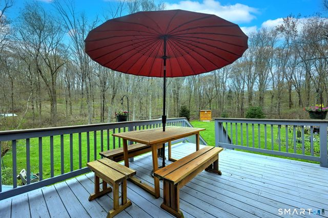 14 Ann Drive, Bethany, CT 06524