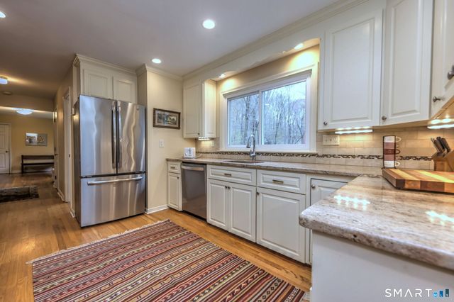 14 Ann Drive, Bethany, CT 06524