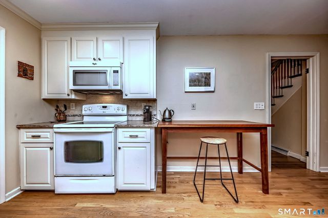 14 Ann Drive, Bethany, CT 06524