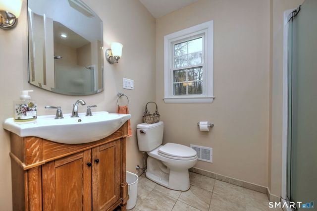 14 Ann Drive, Bethany, CT 06524