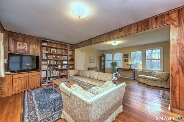 14 Ann Drive, Bethany, CT 06524