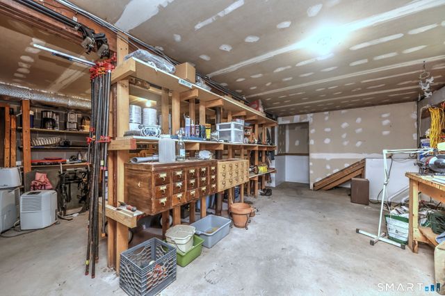 14 Ann Drive, Bethany, CT 06524