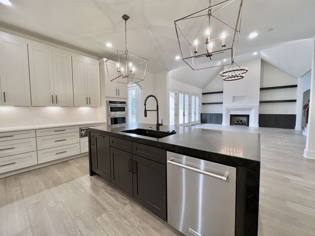 1810 Mariner Ln, Brentwood, TN 37027
