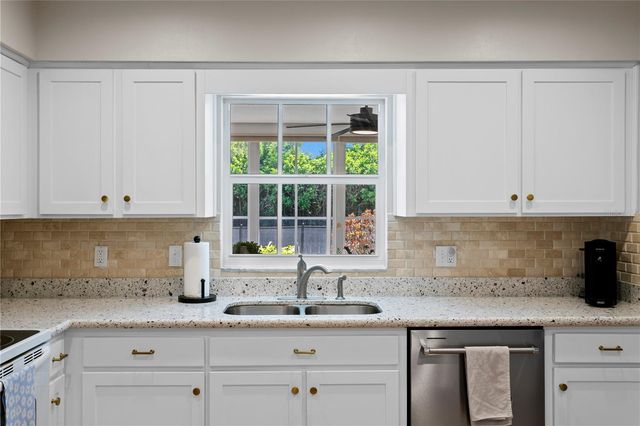 14411 RAVENWOOD TRAIL, Tampa, FL 33618